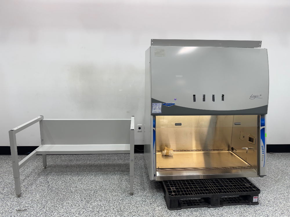 Image of Labconco Logic+ 4' BioSafety Cabinet